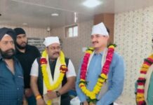 गुरुनानक देव का प्रकाश पर्व धूमधाम से मना, गुरुद्वारे में हुए धार्मिक आयोजन